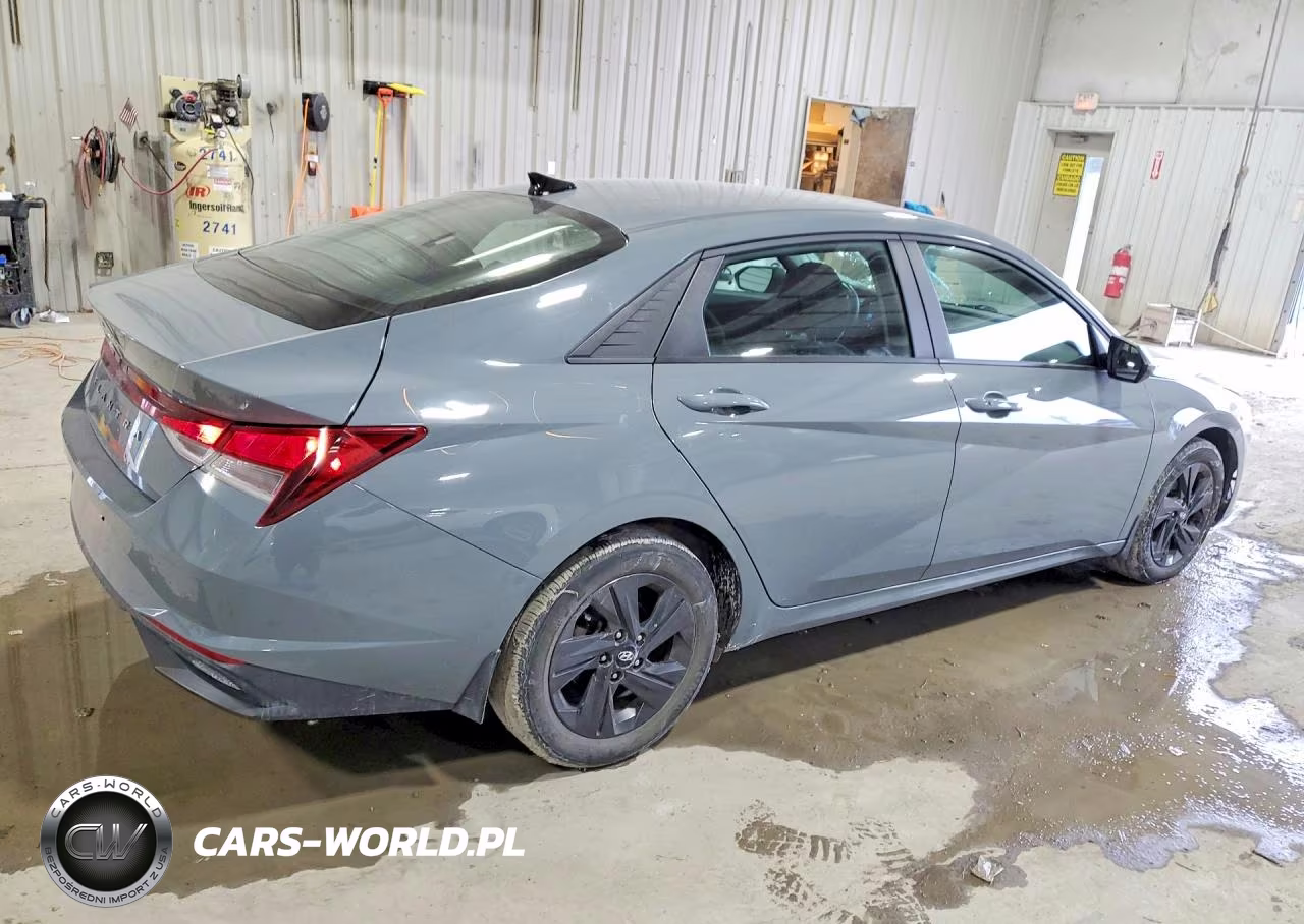 2021 Hyundai Elantra Sel VIN:KMHLS4AG5MU099161 - 3