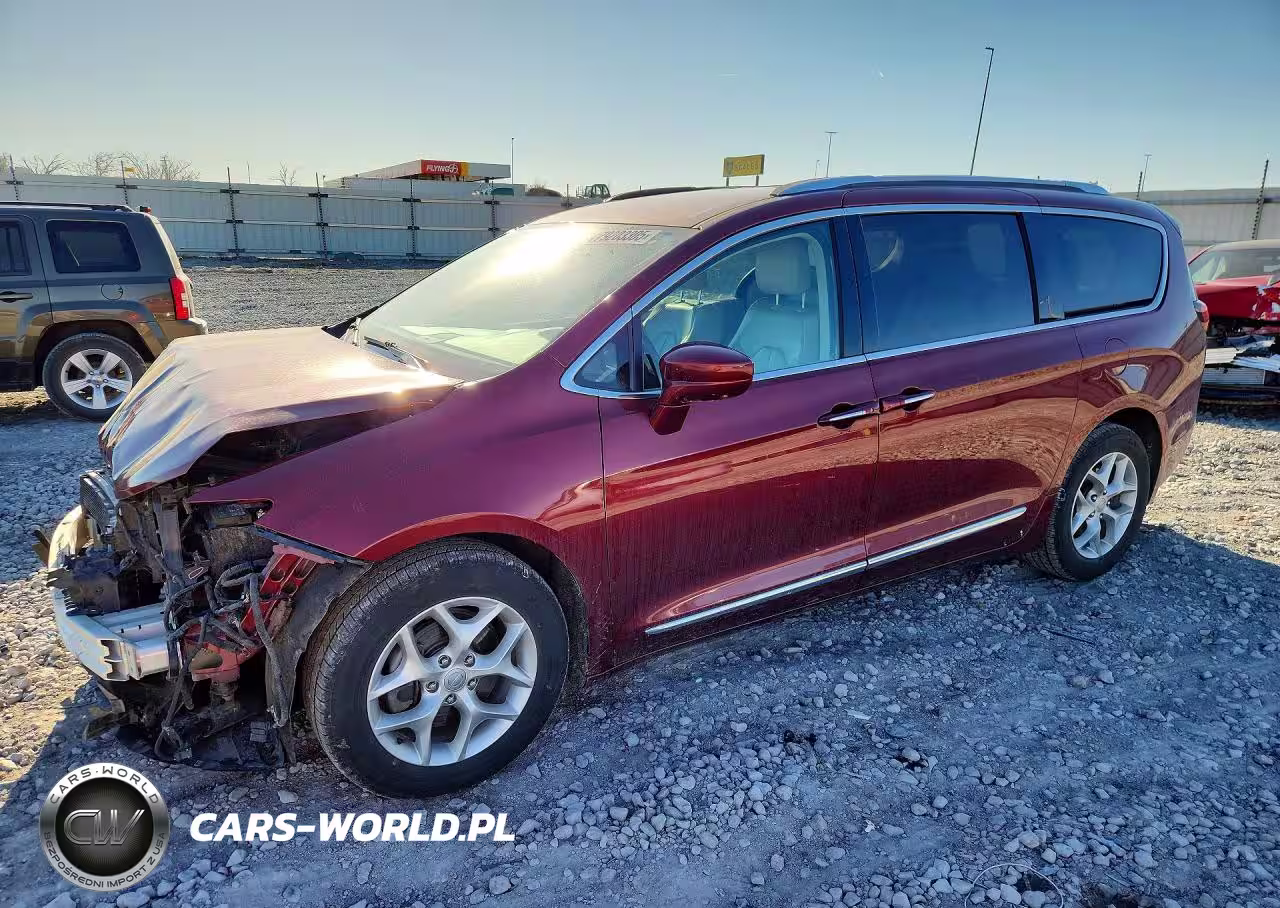 2020 Chrysler Pacifica Touring L