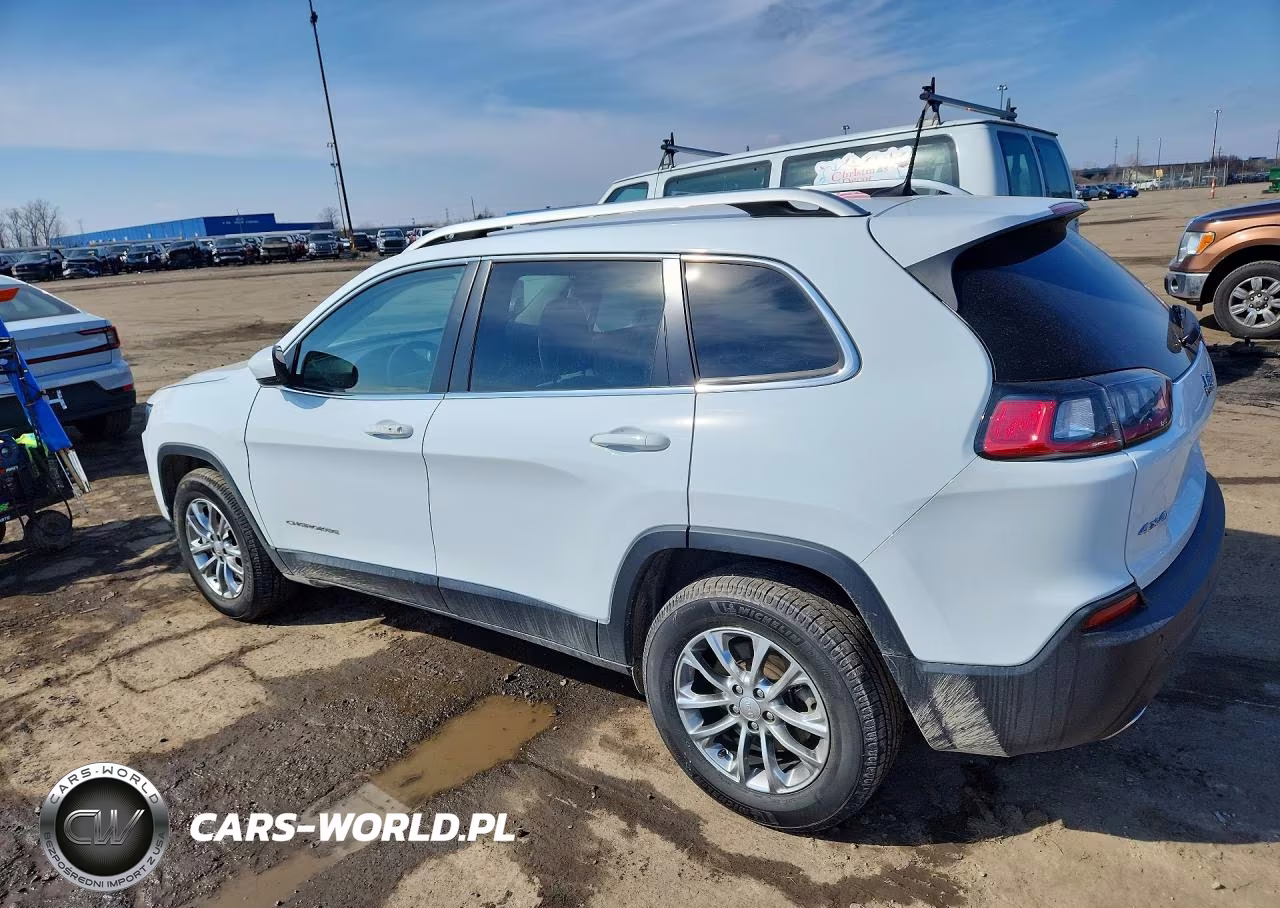 2021 Jeep Cherokee Latitude Lux VIN:1C4PJMMX6MD162188 - 2