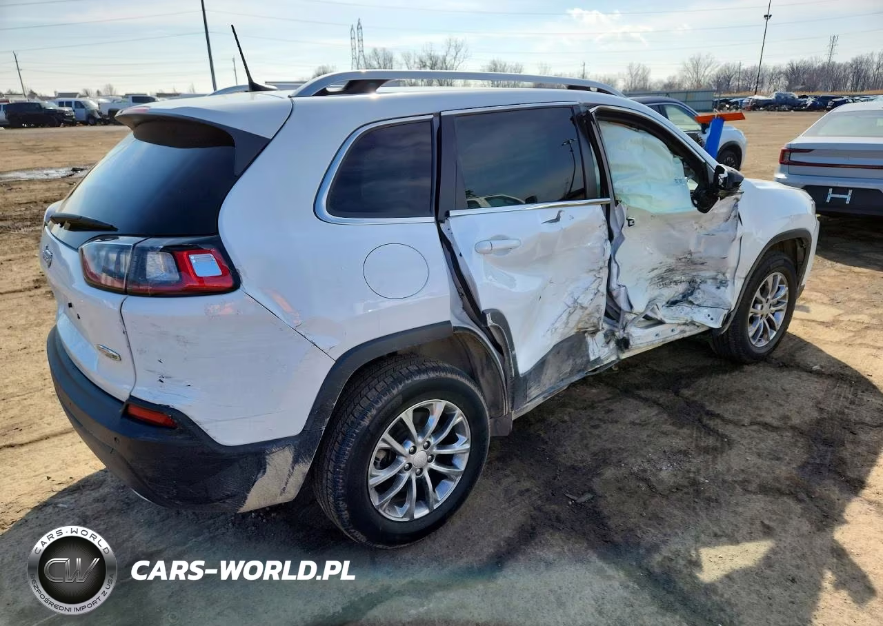 2021 Jeep Cherokee Latitude Lux VIN:1C4PJMMX6MD162188 - 3
