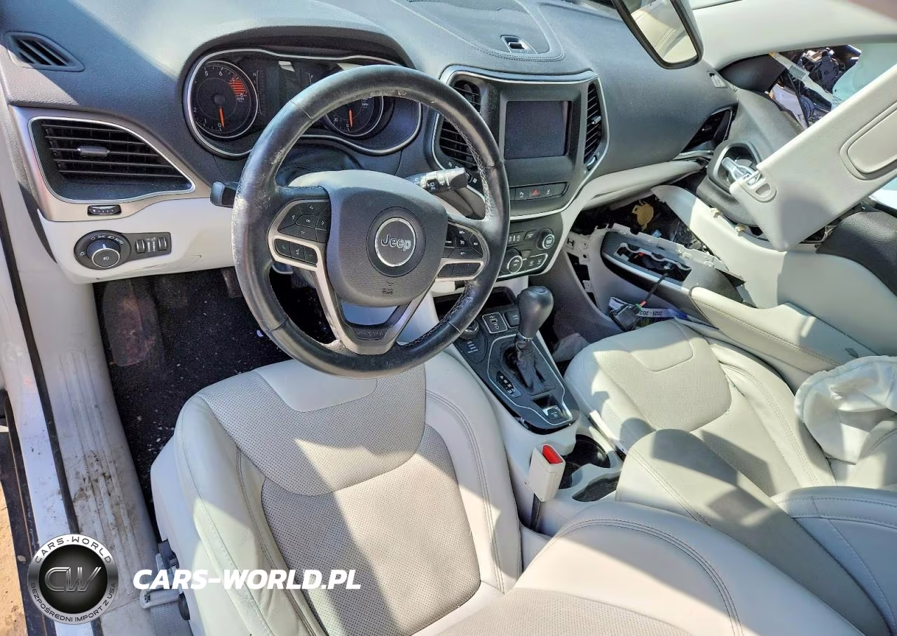 2021 Jeep Cherokee Latitude Lux VIN:1C4PJMMX6MD162188 - 8