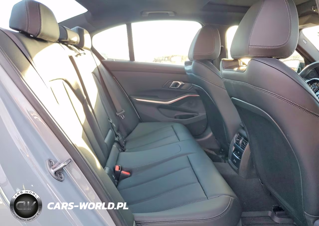 2025 BMW 330I VIN:3MW69CW09S8F59626 - 10