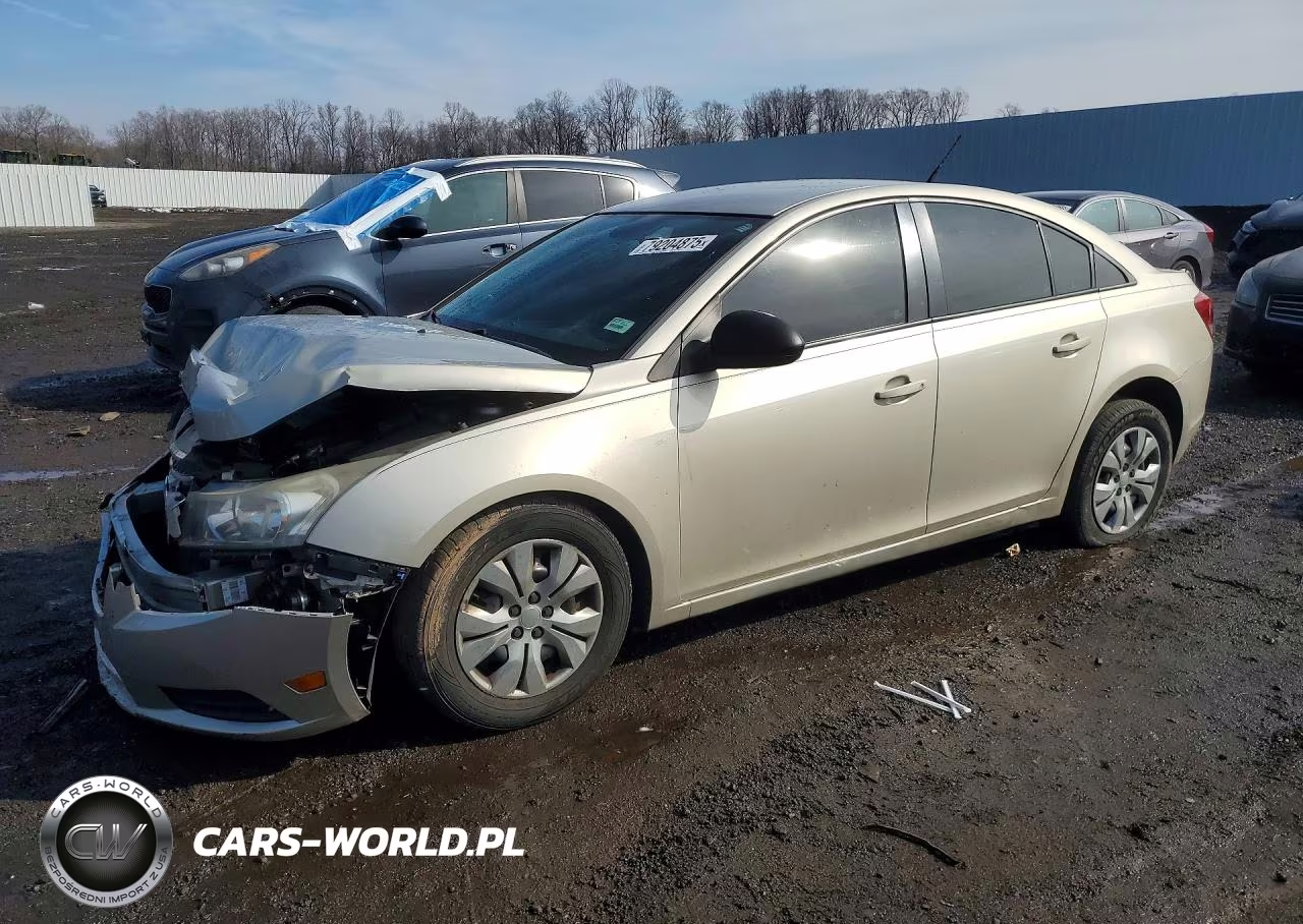 2014 Chevrolet Cruze Ls – zdjęcie 1 z 12