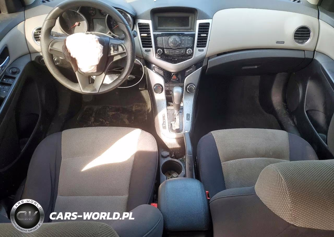 2014 Chevrolet Cruze Ls VIN:1G1PA5SG8E7449792 - 8