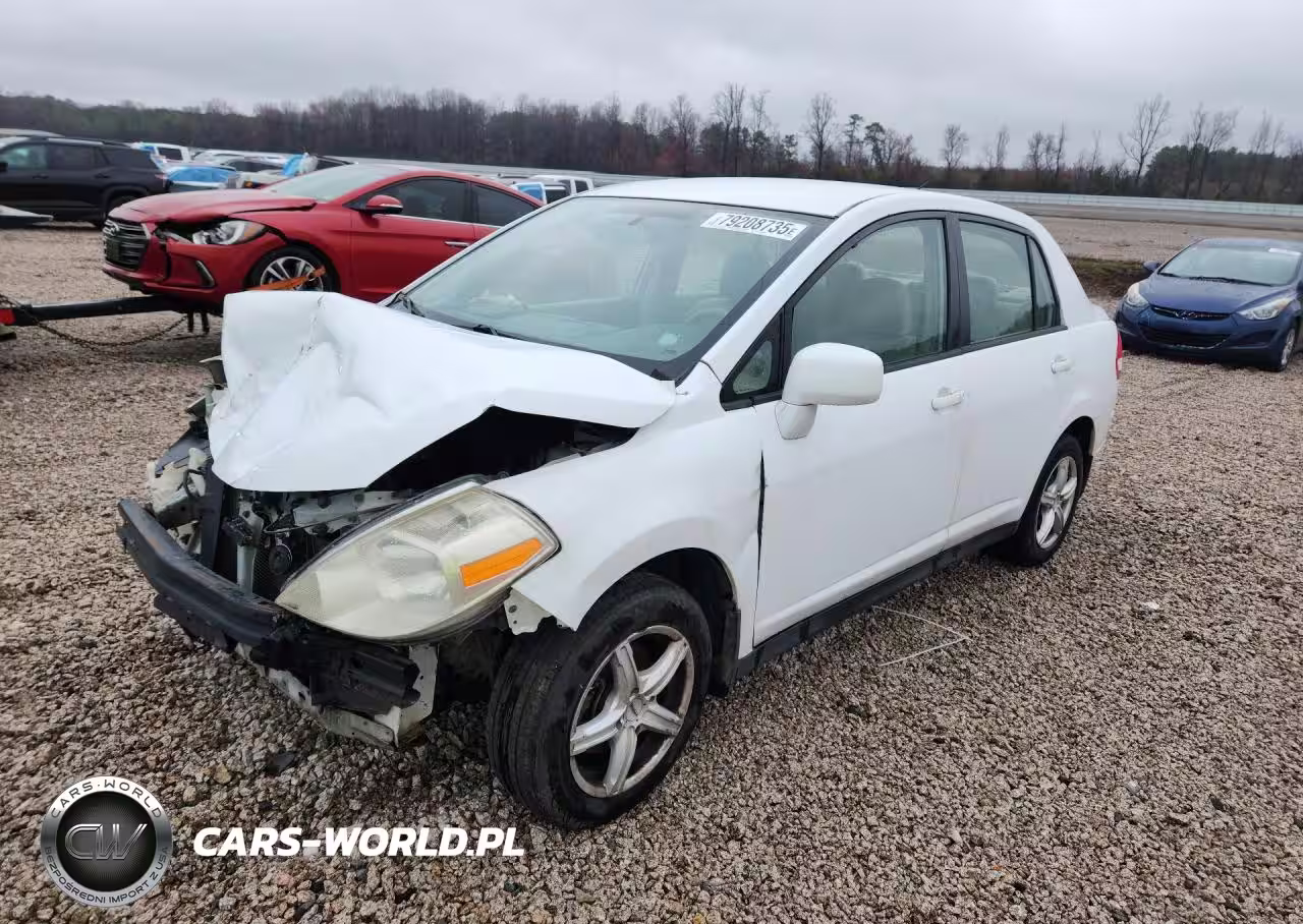 2009 Nissan Versa 1.8 S