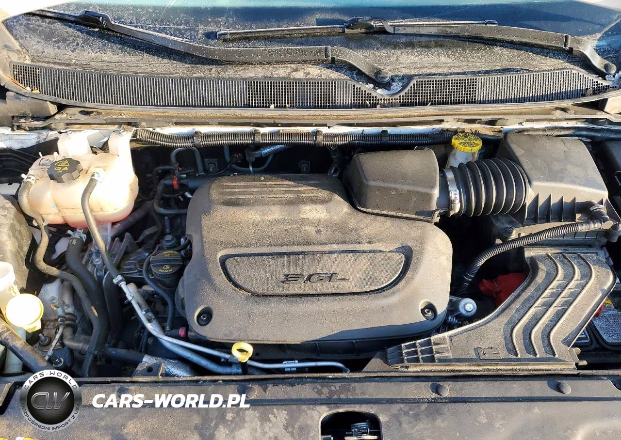 2024 Chrysler Pacifica Touring L VIN:2C4RC1BG8RR112563 - 12