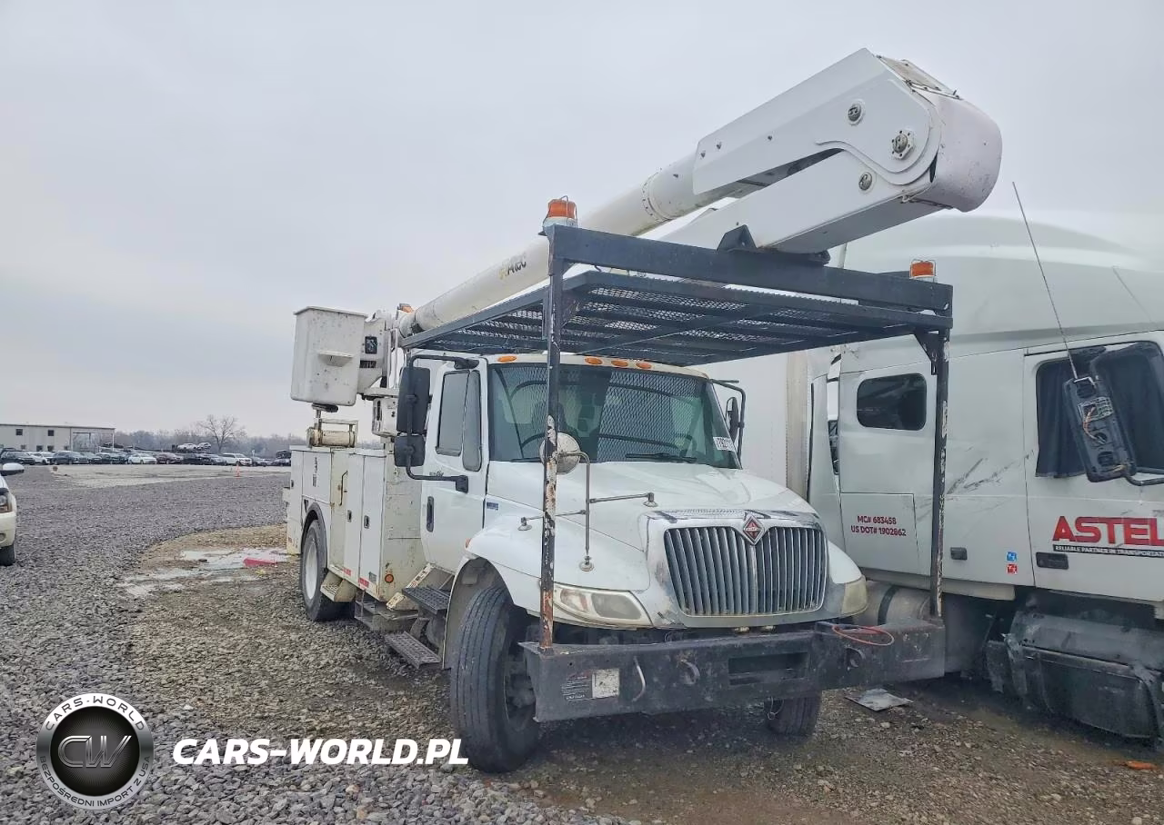 2013 International 4300 Bucket Truck