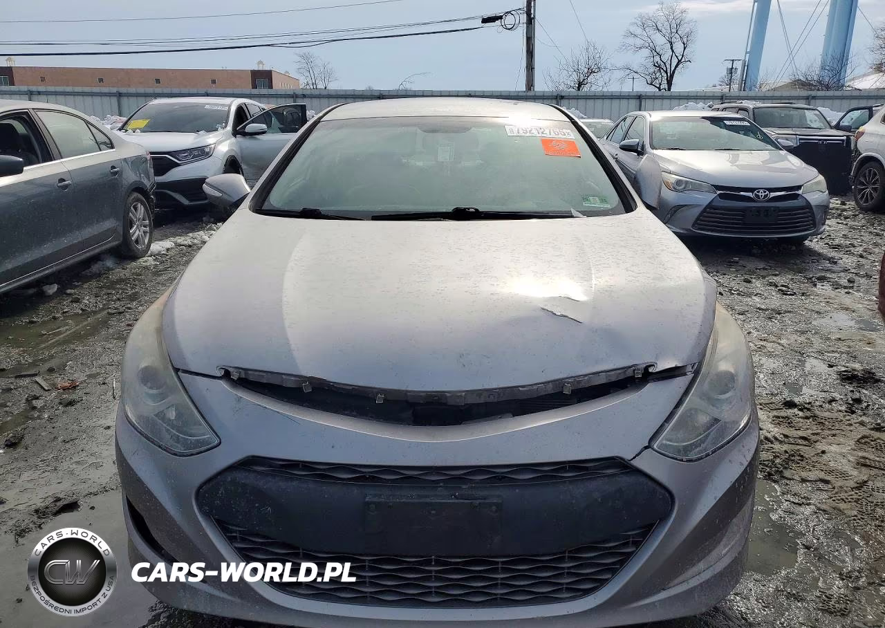 2012 Hyundai Sonata Hybrid Base VIN:KMHEC4A48CA042514 - 5