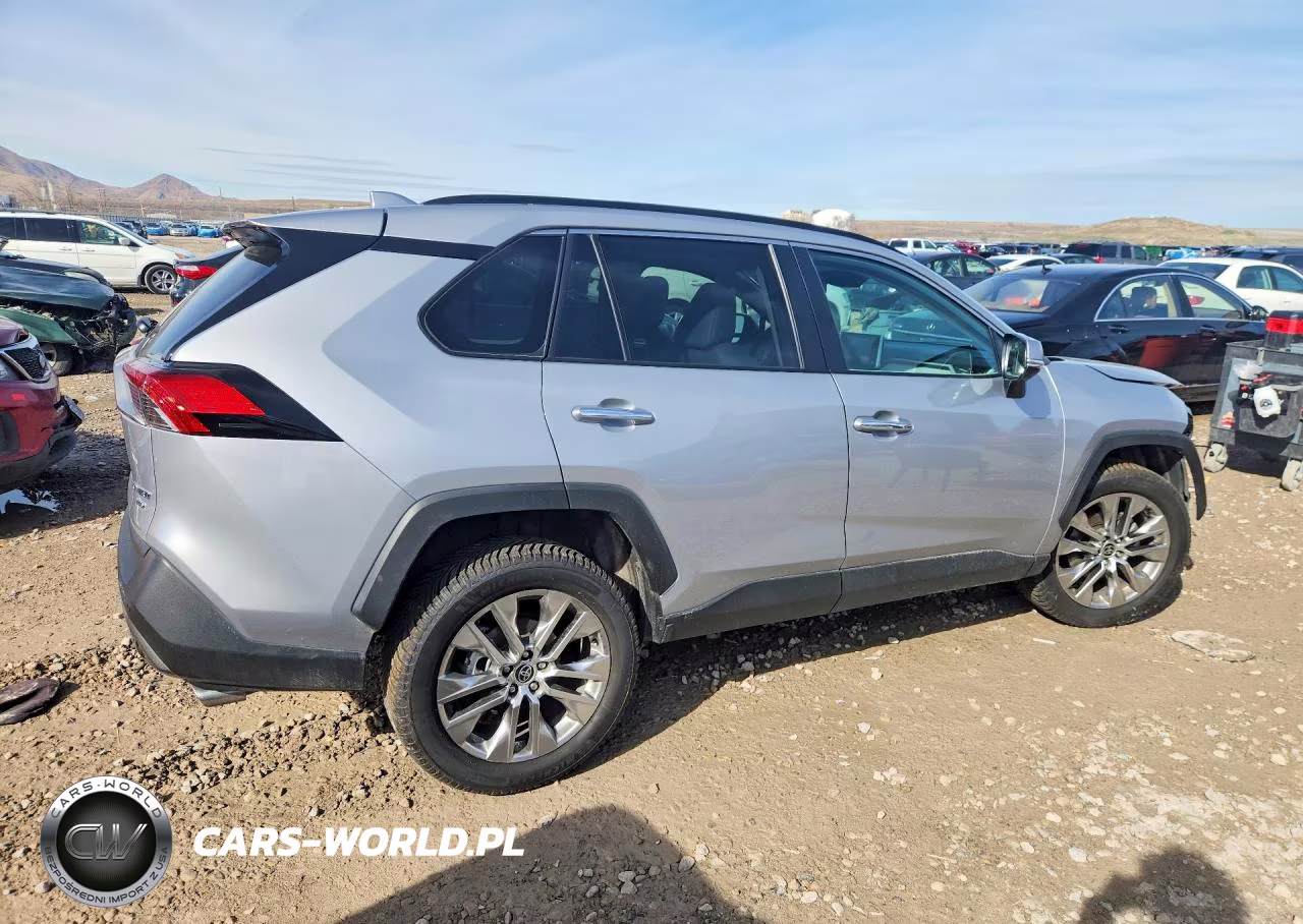 2021 Toyota Rav4 Limited VIN:2T3N1RFV8MW233975 - 3