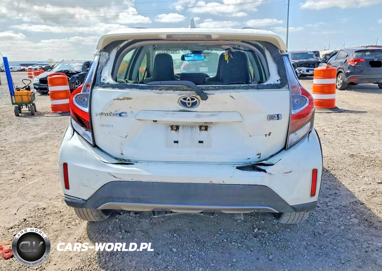 2018 Toyota Prius C One VIN:JTDKDTB38J1611802 - 6