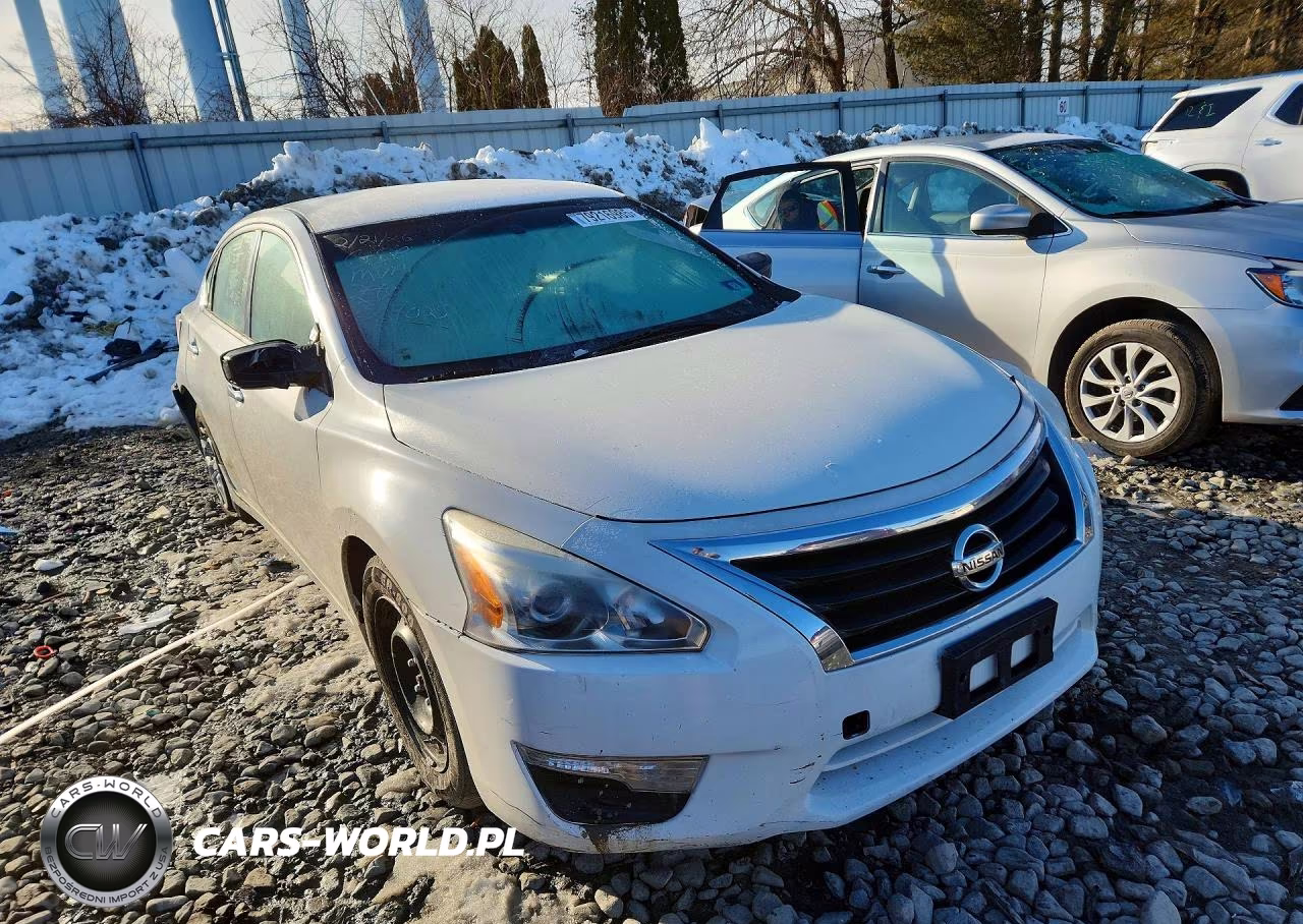 2015 Nissan Altima 2.5 S VIN:1N4AL3AP7FC270543 - 4