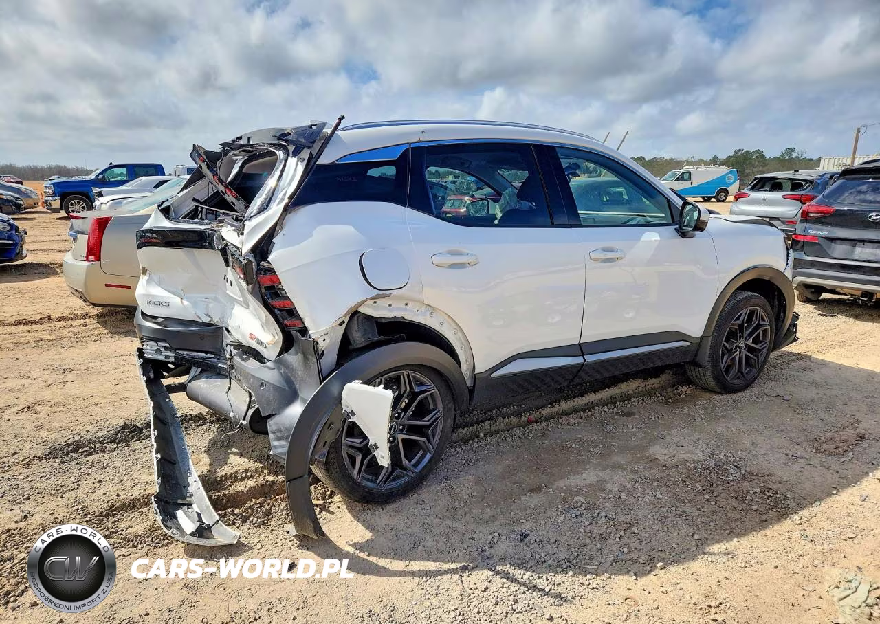 2025 Nissan Kicks Sr VIN:3N8AP6DB8SL325908 - 3