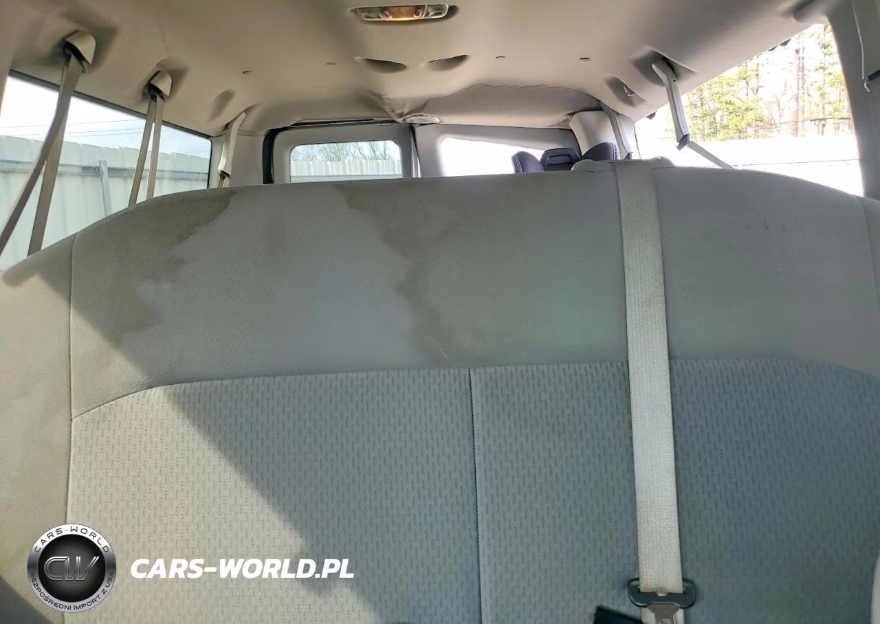 2014 Ford Econoline E350 Super Duty Wagon VIN:1FBNE3BL9EDA97686 - 10