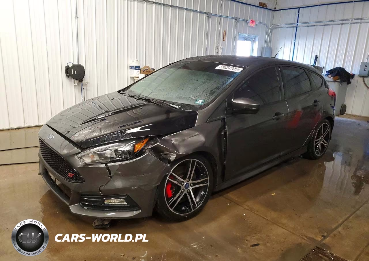 2018 Ford Focus St – zdjęcie 1 z 12