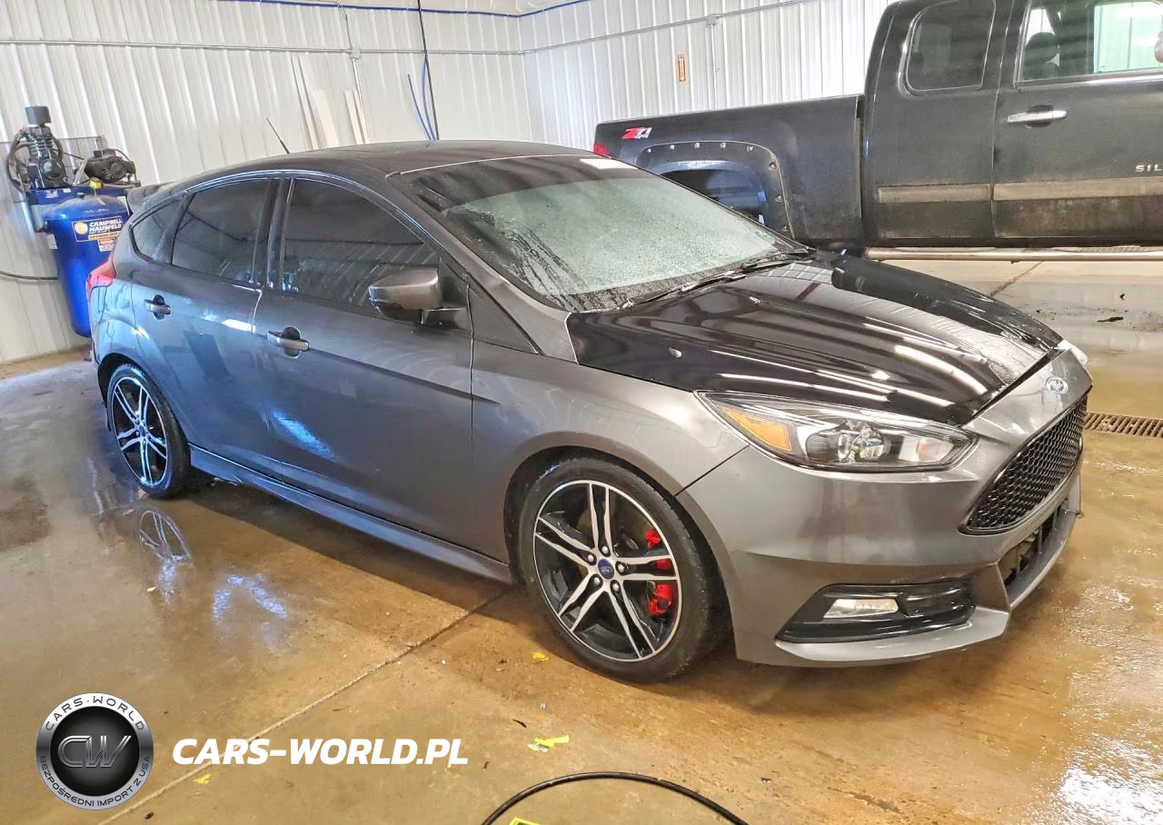 2018 Ford Focus St VIN:1FADP3L96JL265245 - 4
