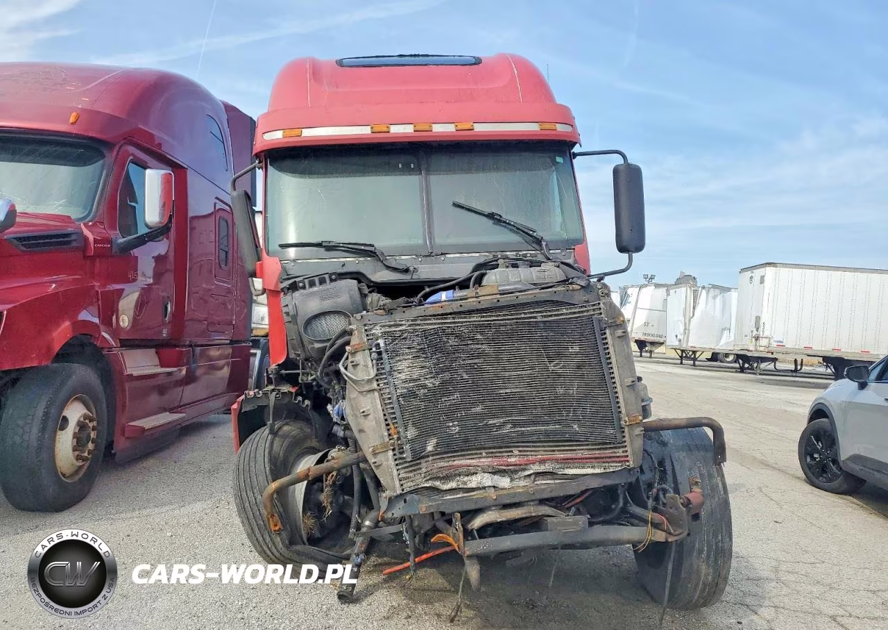 2000 Freightliner Conventional Semi Truck VIN:1FUYSWEB6YLF80466 - 9