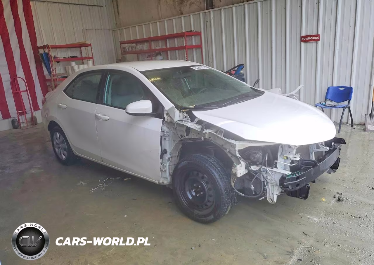 2016 Toyota Corolla Le VIN:2T1BURHE4GC553316 - 4