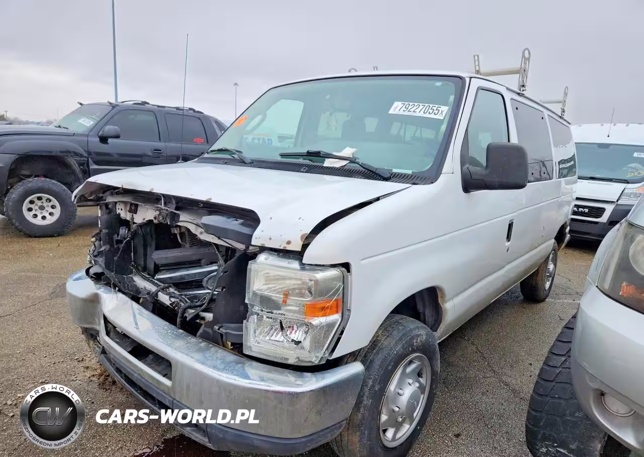 2012 Ford Econoline E350 Super Duty Wagon