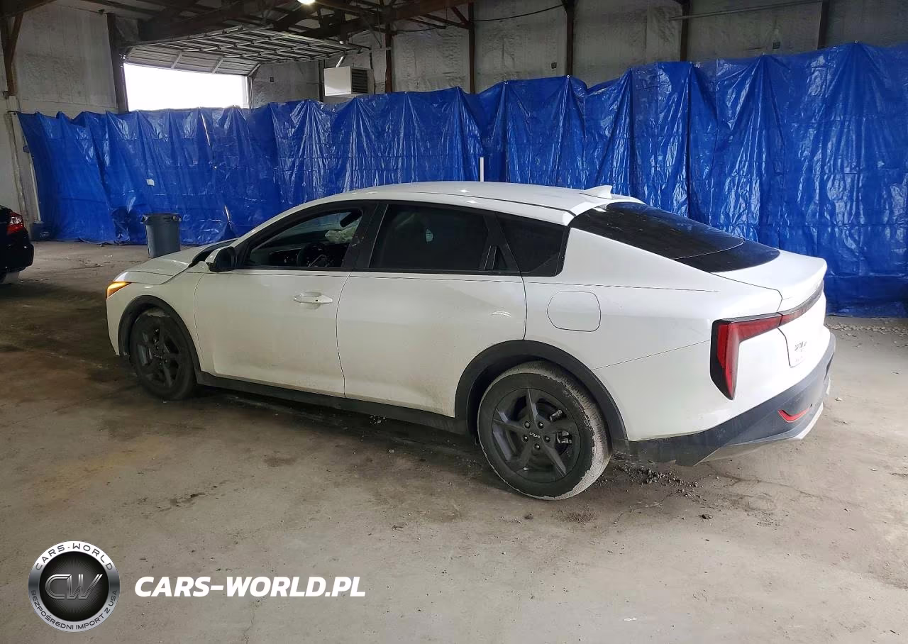 2025 Kia K4 Lxs VIN:3KPFT4DE2SE182907 - 2