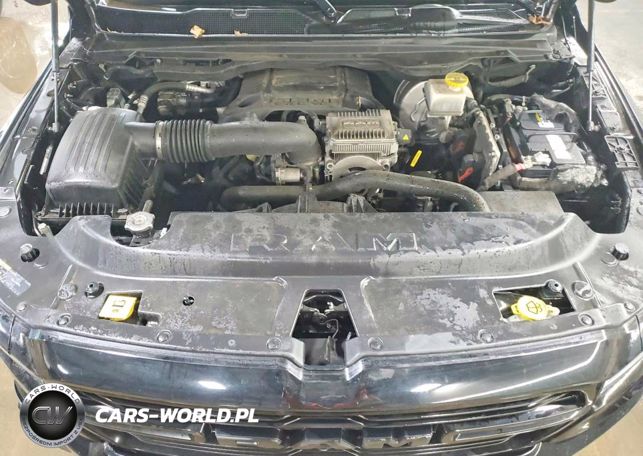 2020 Ram 1500 Laramie VIN:1C6SRFRT9LN170662 - 11