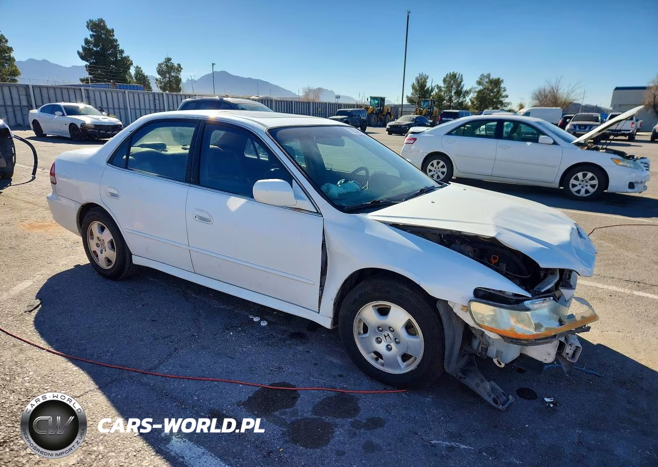 2002 Honda Accord Sedan Ex Auto VIN:1HGCG16502A082117 - 4