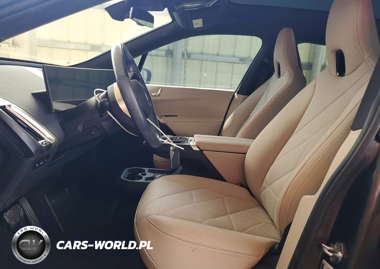2024 BMW Ix xDrive50 VIN:WB523CF03RCP19890 - 7