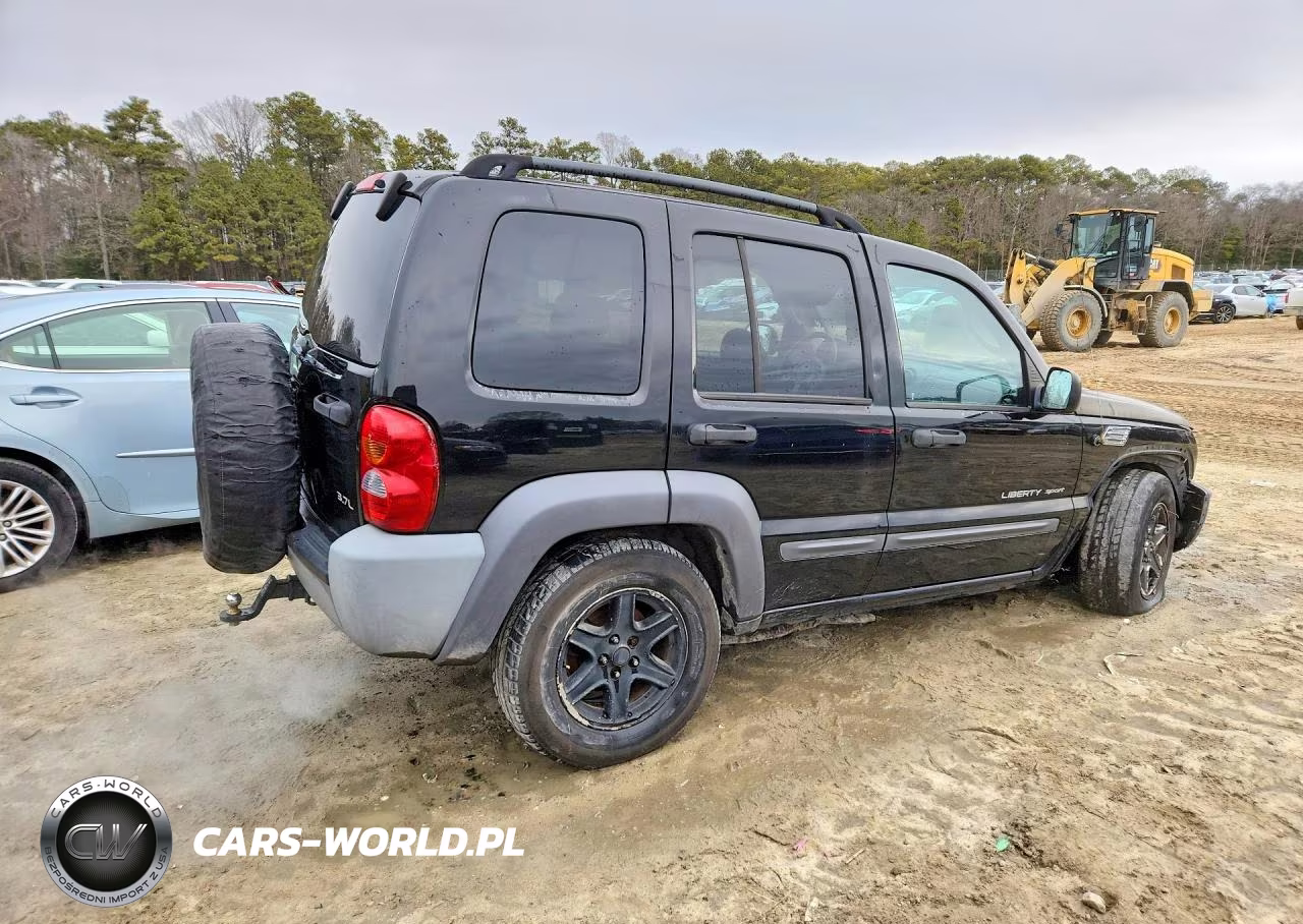 2003 Jeep Liberty Sport VIN:1J4GL48K13W688962 - 3