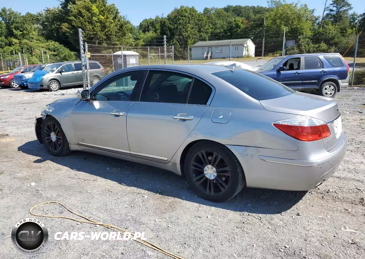 2011 Hyun Genesis 4. VIN:KMHGC4DF4BU120385 - 2