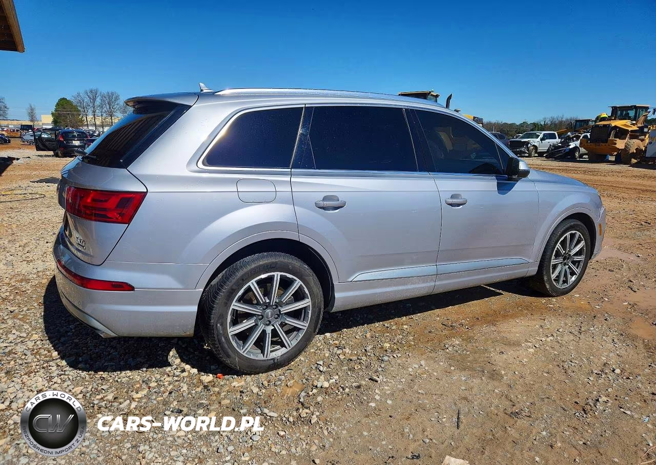 2018 Audi Q7 Prestige VIN:WA1VABF77JD011021 - 3