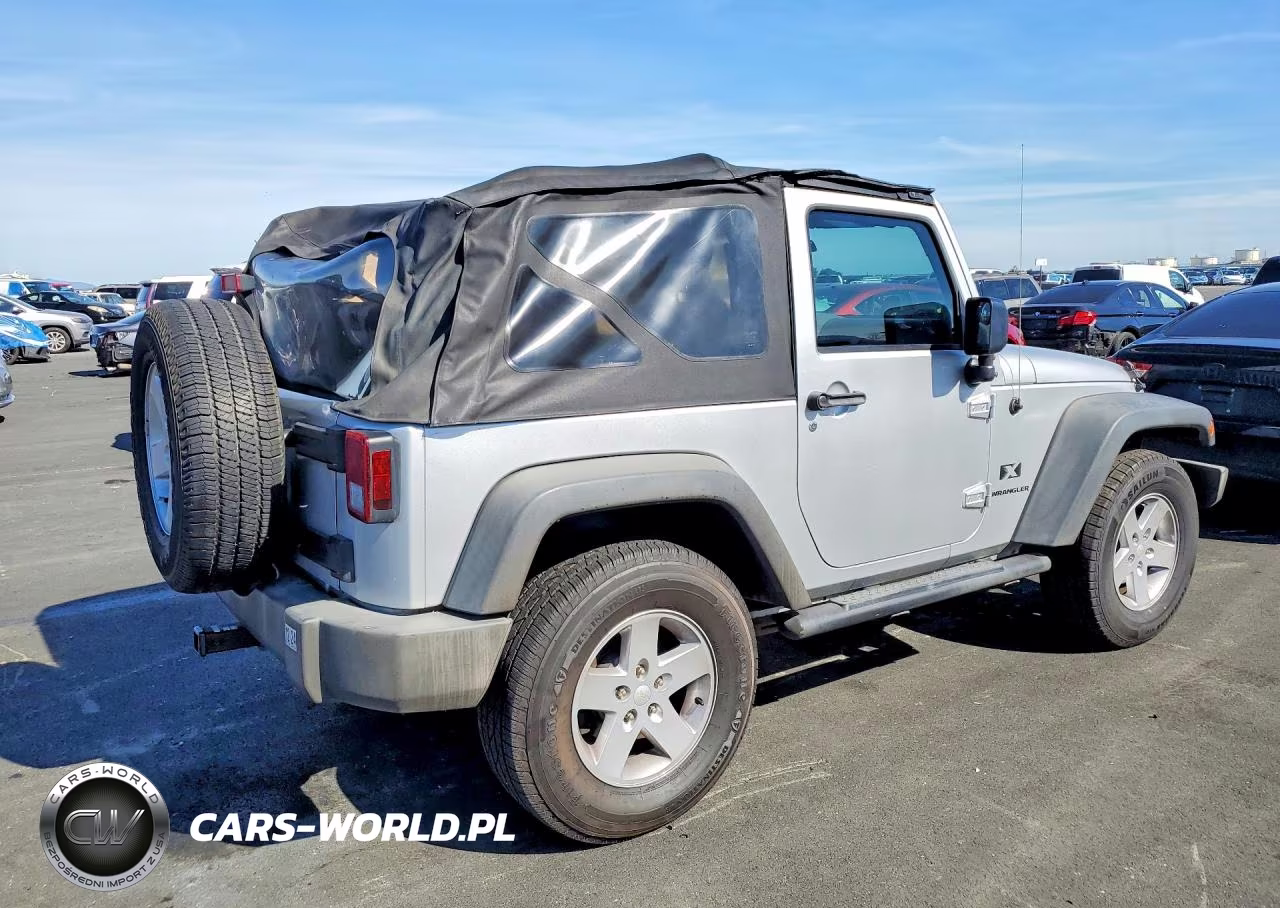 2007 Jeep Wrangler X VIN:1J4FA241X7L112099 - 3