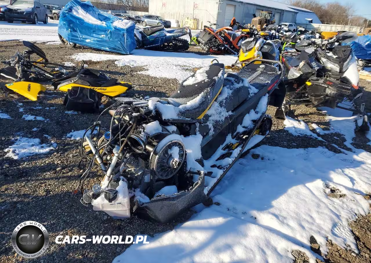 2024 Ski-Doo Snowmobile VIN:2BPSBDRE5RV000028 - 2