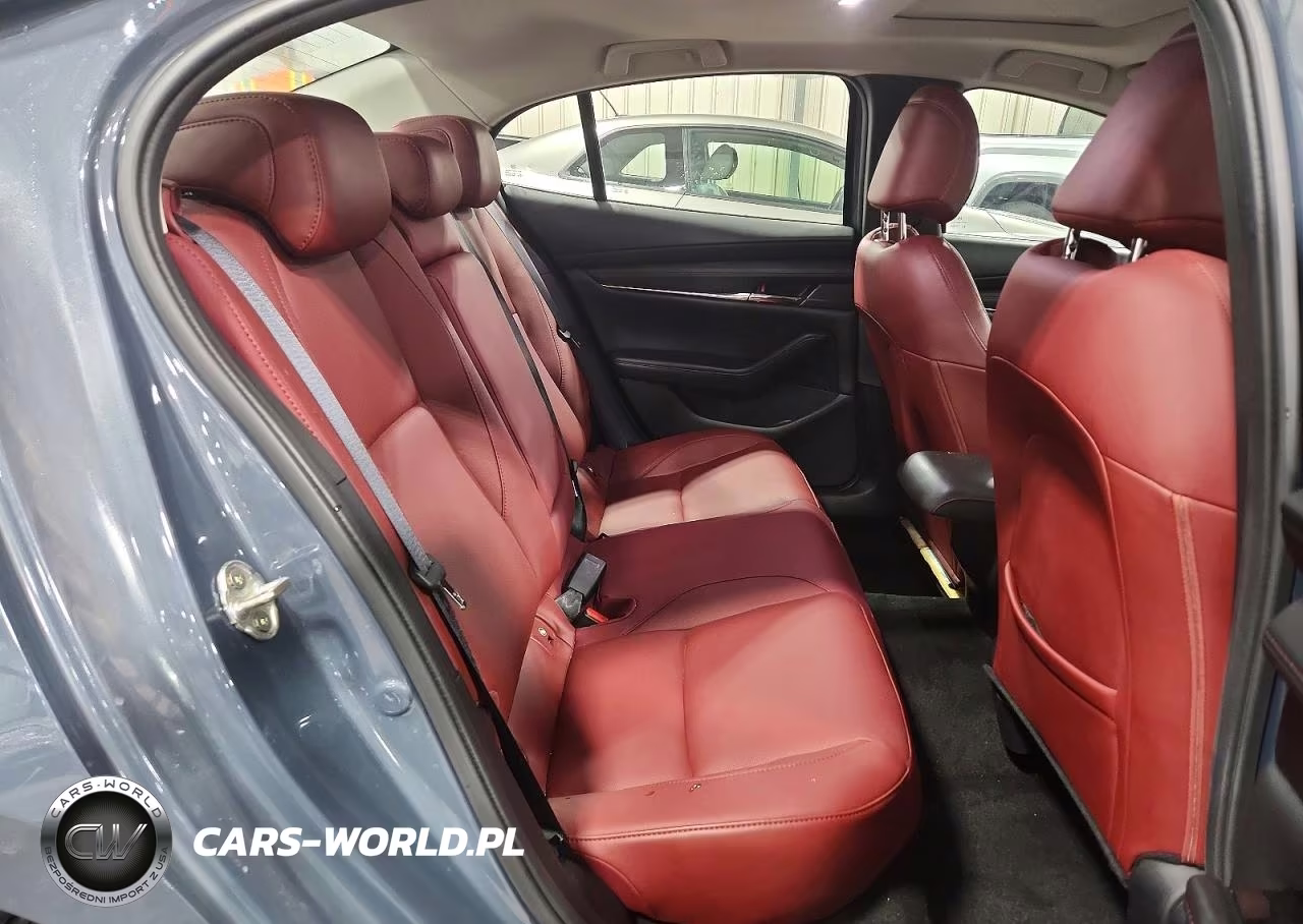 2023 Mazda 3 Preferred VIN:3MZBPBCM3PM376503 - 10