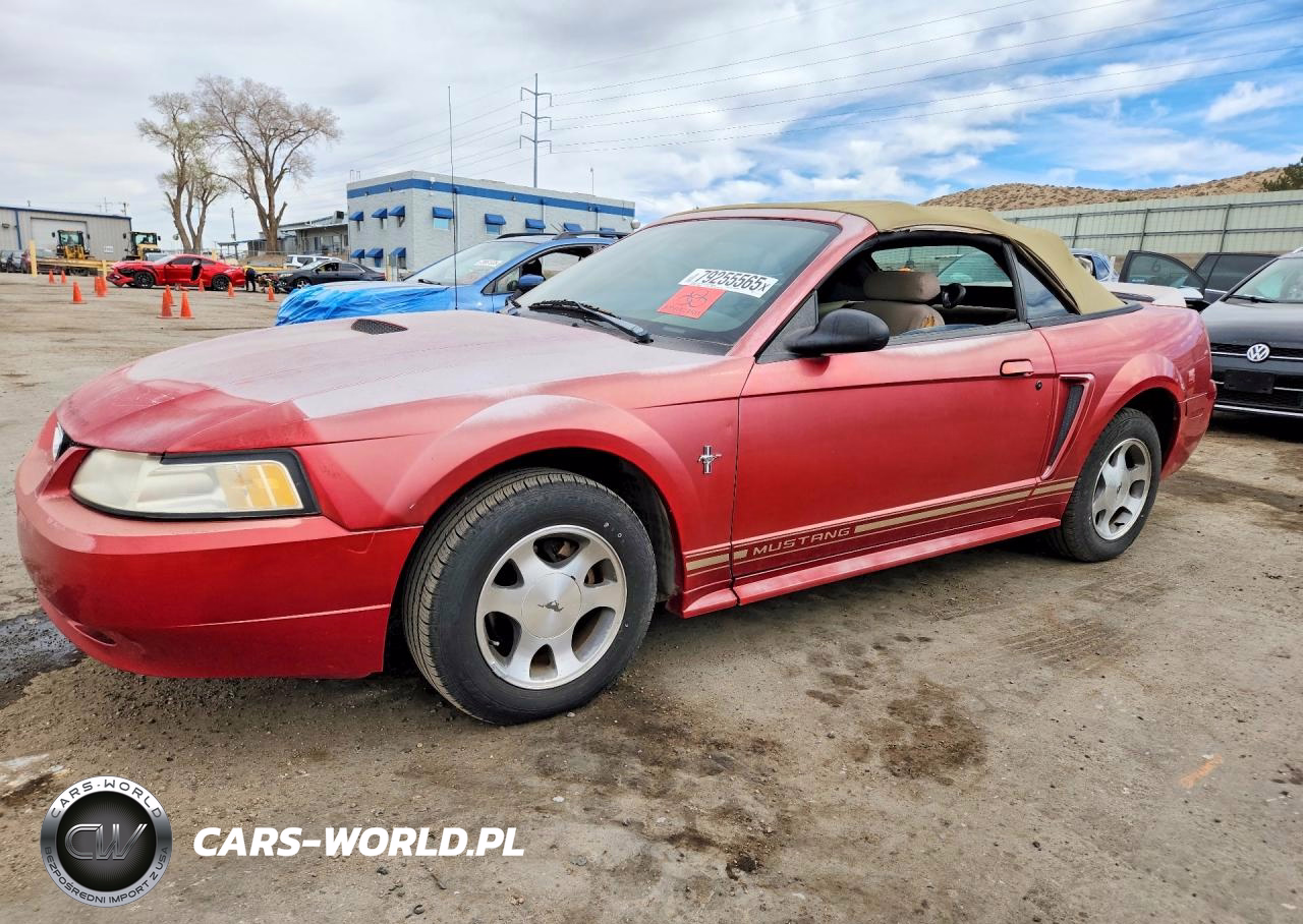 2000 Ford Mustang