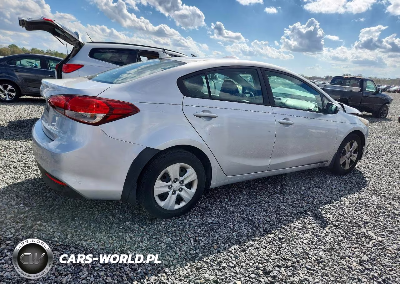 2017 Kia Forte Lx VIN:3KPFK4A78HE106321 - 3