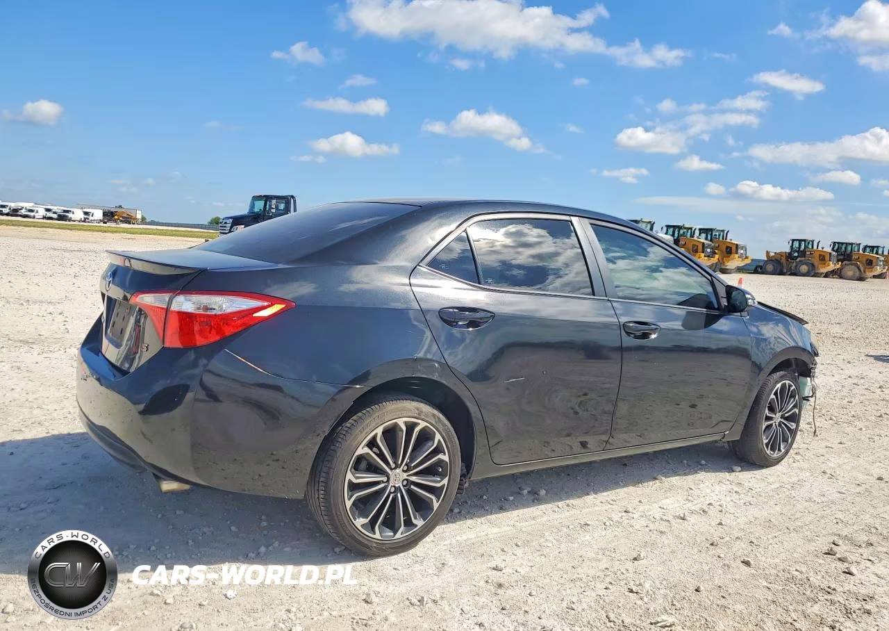 2016 Toyota Corolla S Plus VIN:5YFBURHE5GP393981 - 3