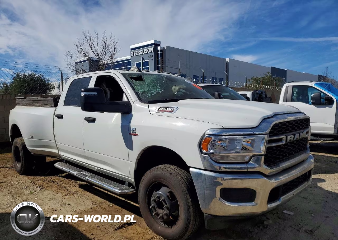2024 Ram 3500 Tradesman VIN:3C63RRGLXRG347777 - 4