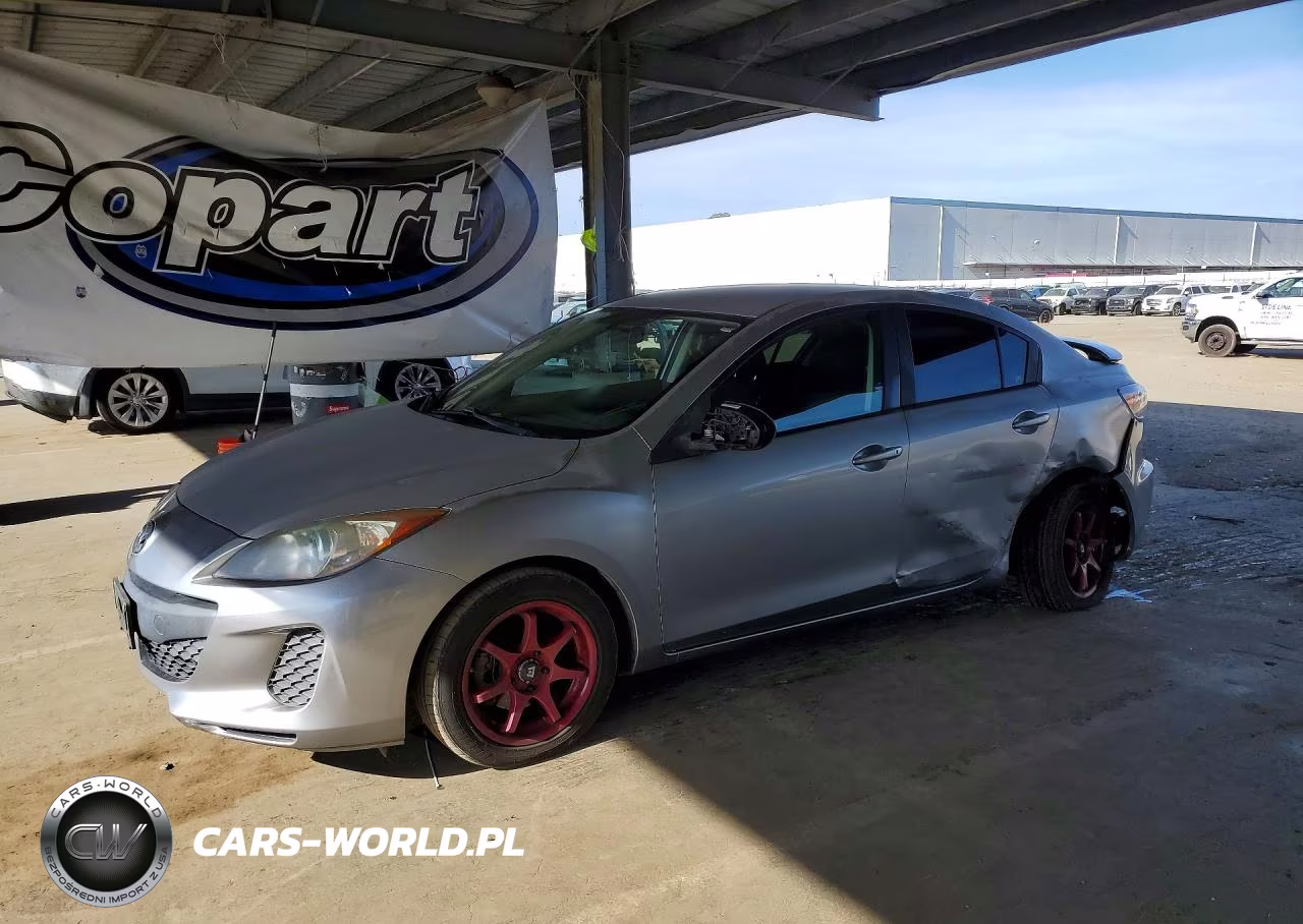 2012 Mazda 3 I