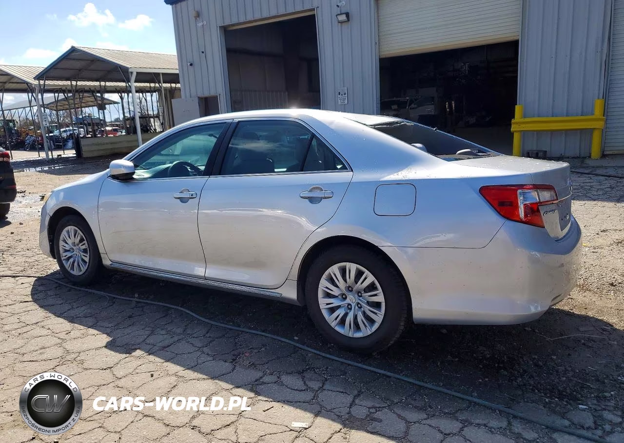 2014 Toyota Camry Le VIN:4T4BF1FK7ER428025 - 2
