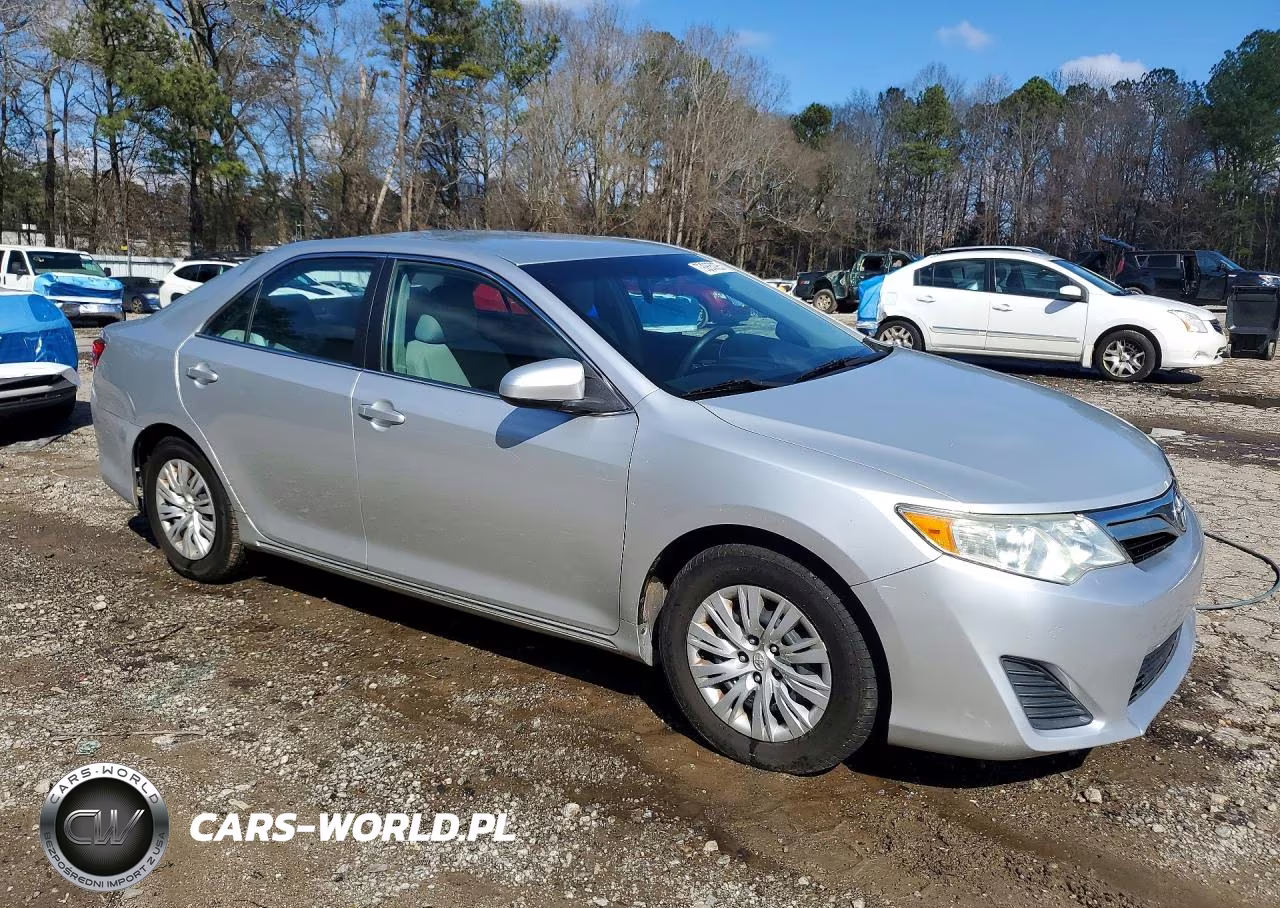 2014 Toyota Camry Le VIN:4T4BF1FK7ER428025 - 4