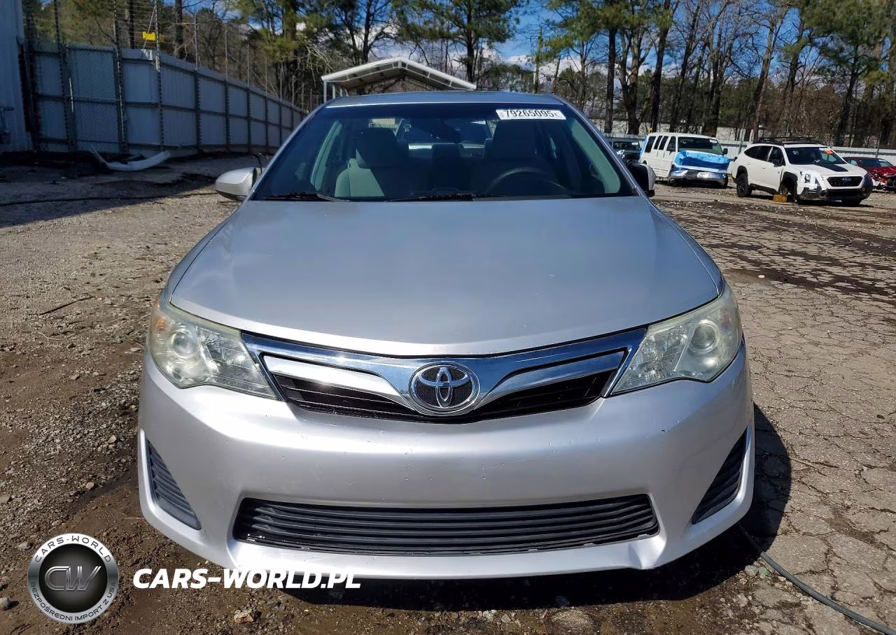 2014 Toyota Camry Le VIN:4T4BF1FK7ER428025 - 5