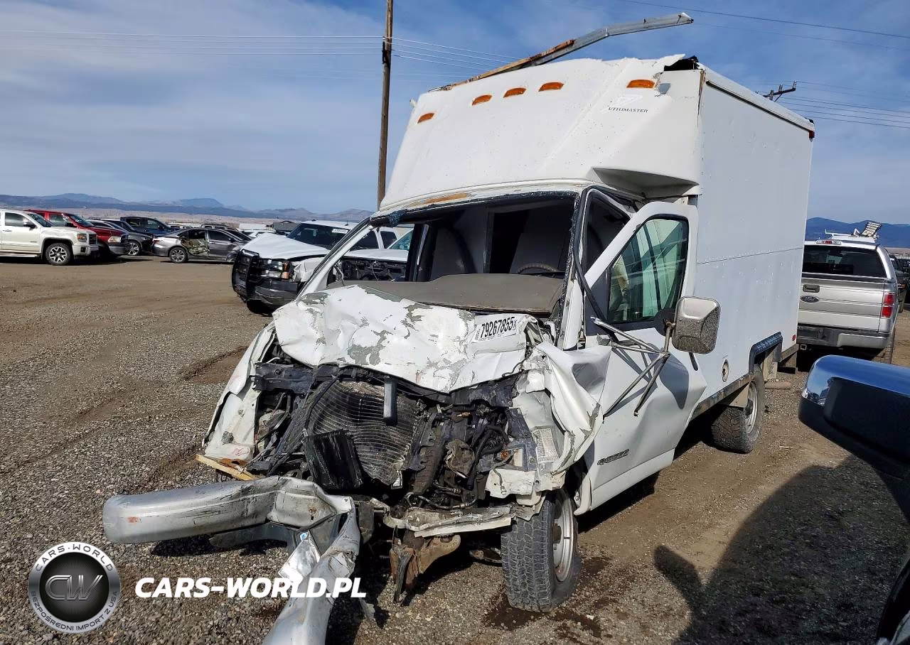 2000 Chevrolet Express G3500 Delivery Truck