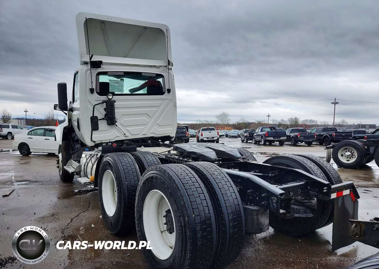 2025 International Lt62F Semi Truck VIN:3HSDZTZR2SN152423 - 3