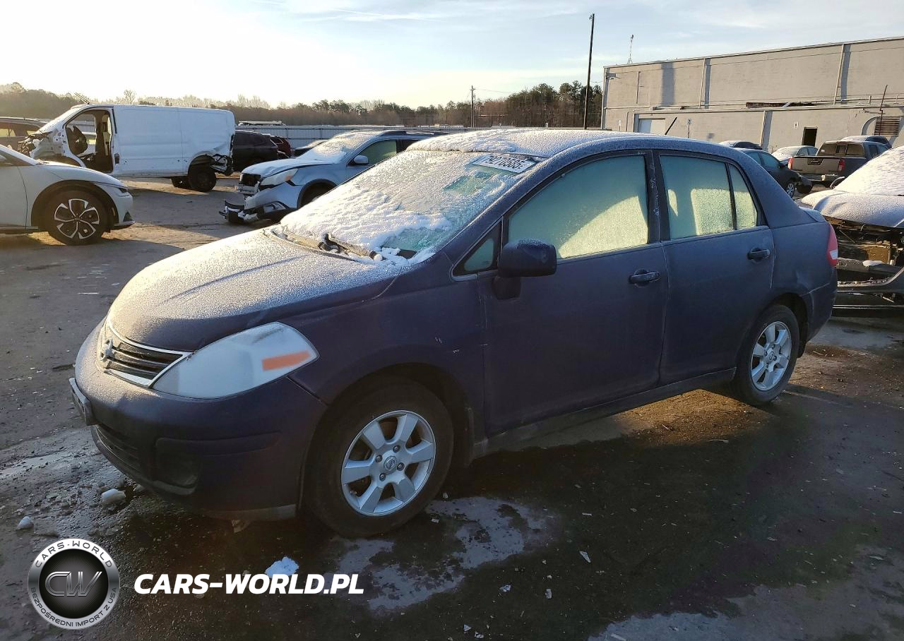 2011 Nissan Versa 1.8 S