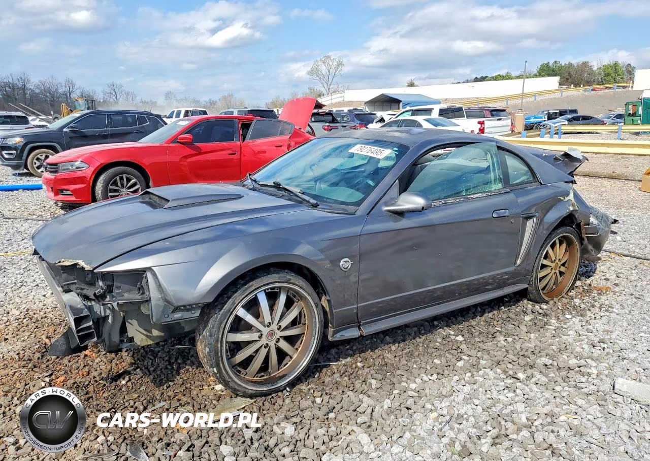 2004 Ford Mustang