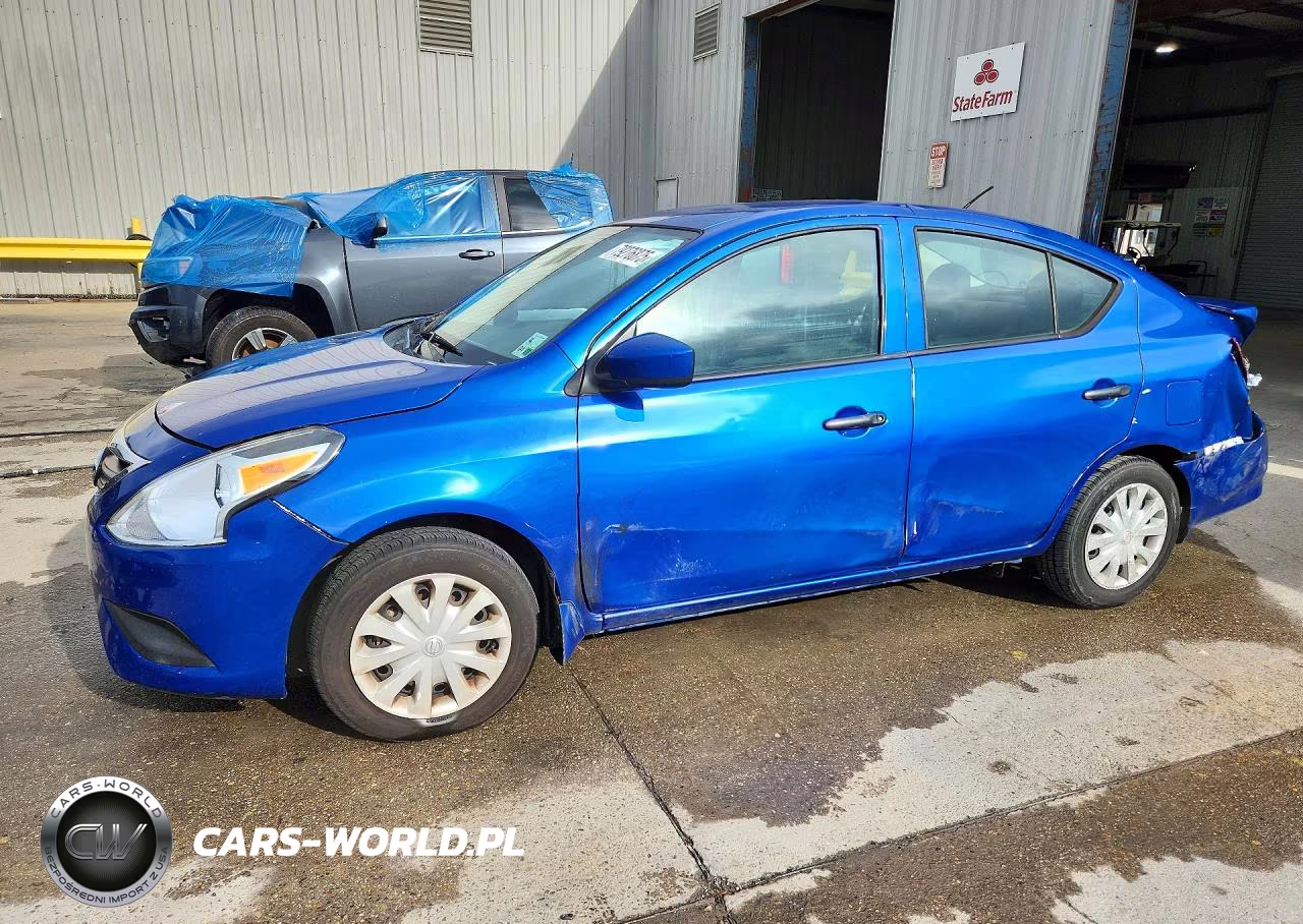 2017 Nissan Versa 1.6 S Plus