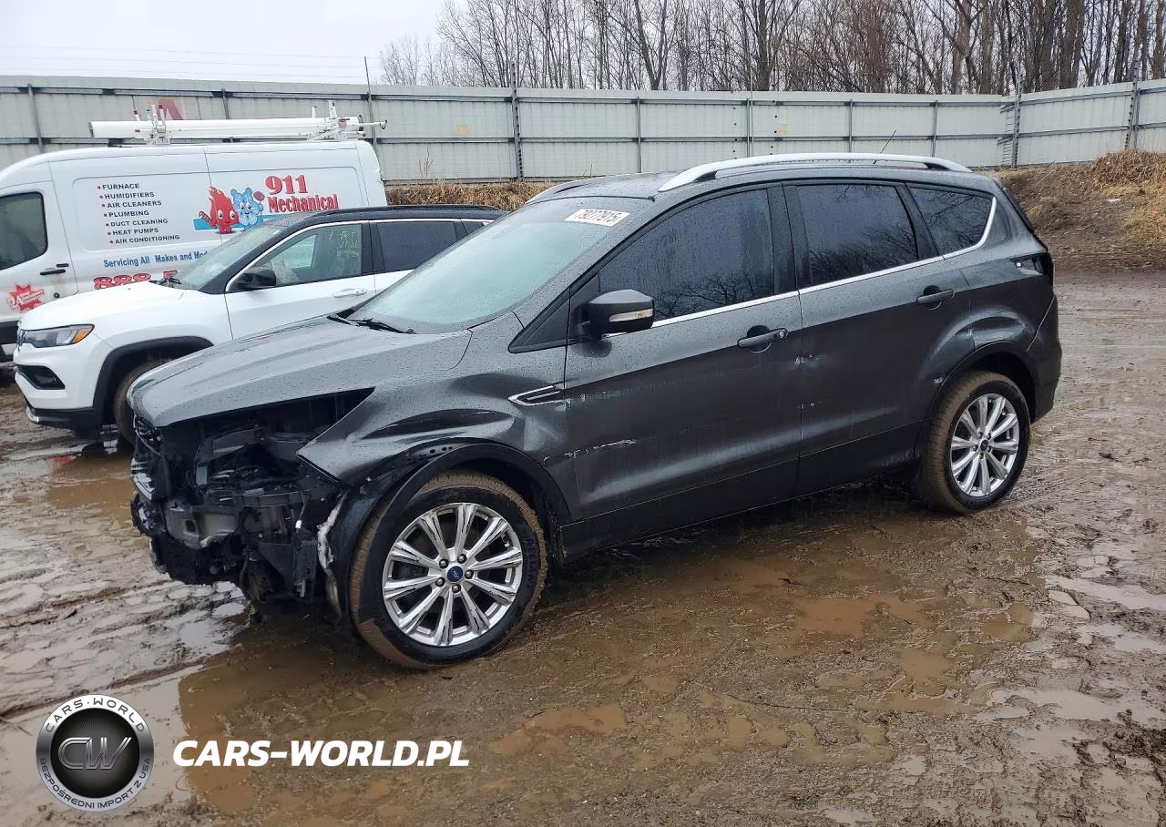 2017 Ford Escape Titanium – zdjęcie 1 z 14