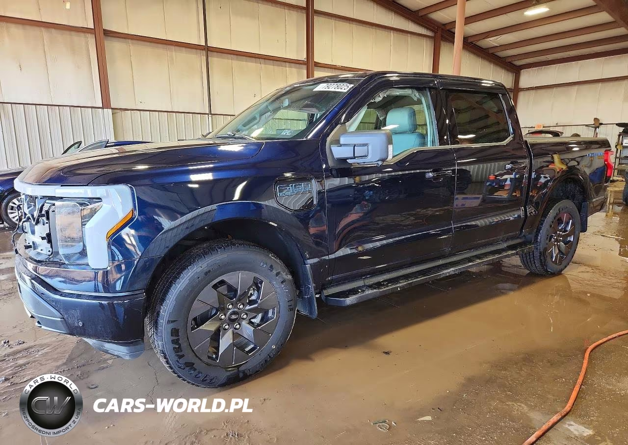 2025 Ford F150 Lightning Xlt