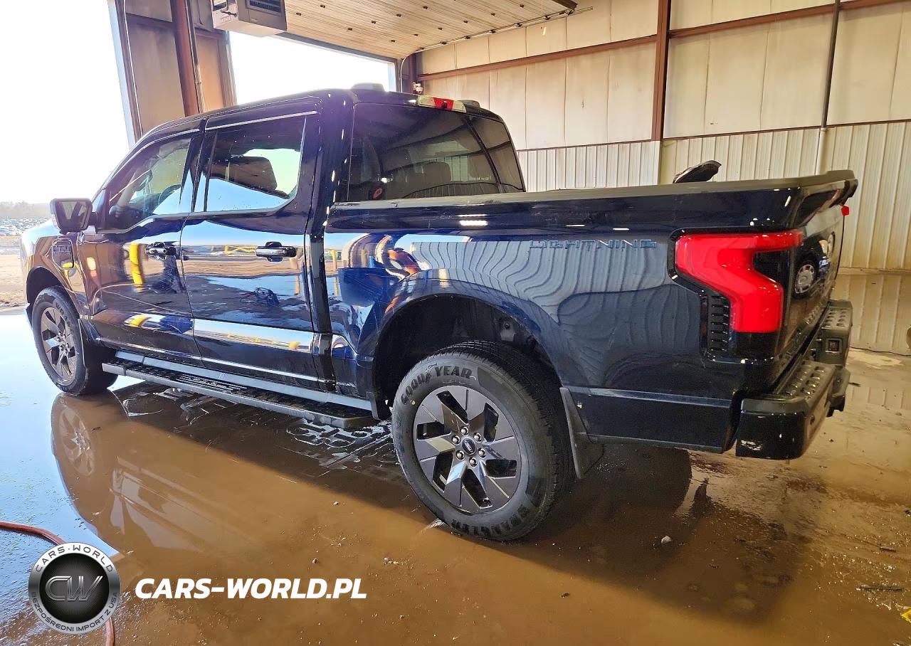 2025 Ford F150 Lightning Xlt VIN:1FT6W3LU9SWG09063 - 2