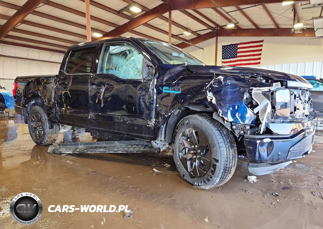 2025 Ford F150 Lightning Xlt VIN:1FT6W3LU9SWG09063 - 4