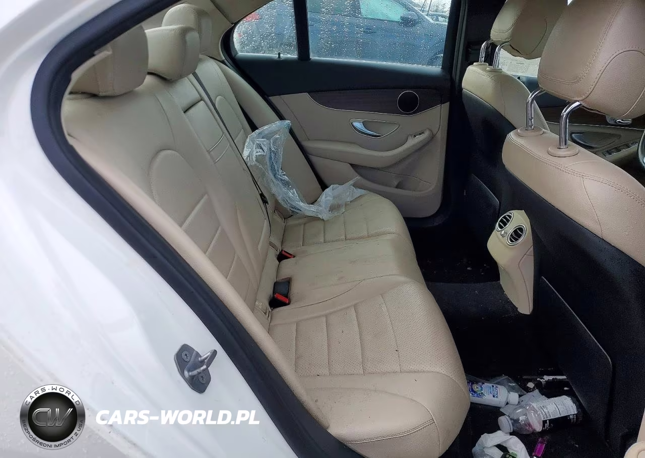 2019 Mercedes-Benz C 300 4Matic VIN:55SWF8EB5KU309824 - 10